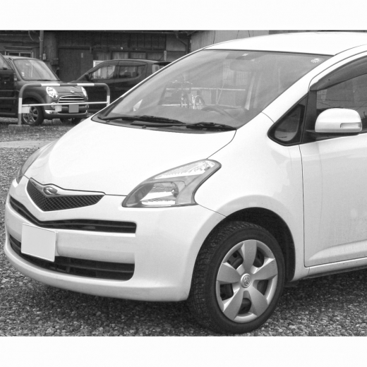 Крыло переднее Toyota Ractis '05-'10 левое контрактное
