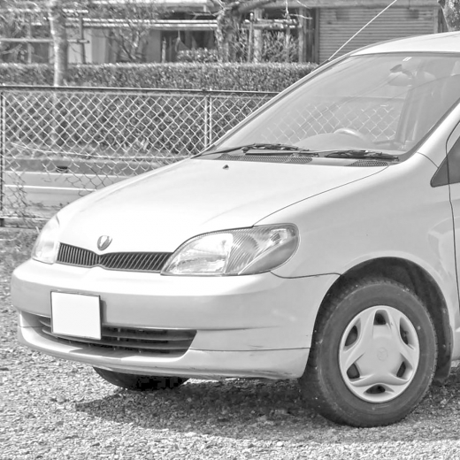 Бампер передний Toyota Platz/ Echo '99-'02 контрактный