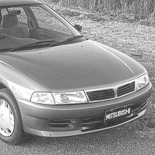 Бампер передний Mitsubishi Mirage / Lancer '97-'00 контрактный Sedan