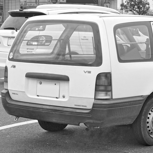 Бампер задний Nissan AD '90-'99 контрактный