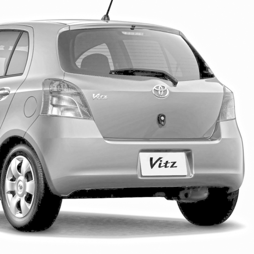 Бампер задний Toyota Vitz '05-'07/ Yaris HB '05-'08 контрактный