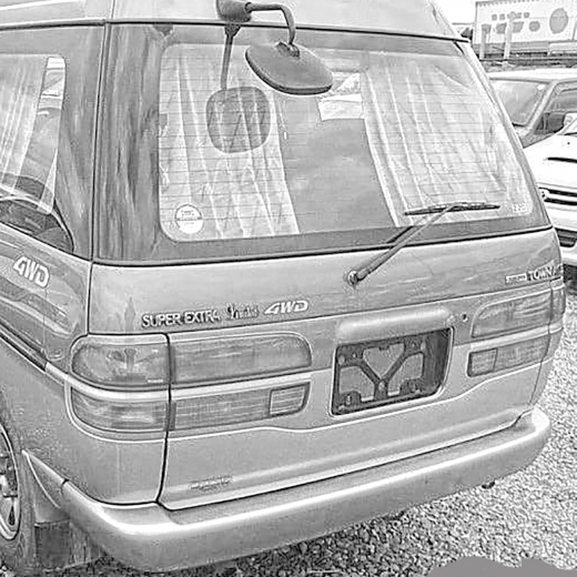 Бампер задний Toyota Lite/ Townace '92-'96 контрактный