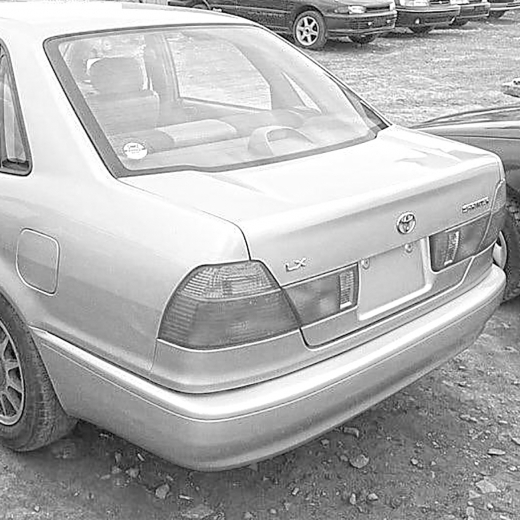 Бампер задний Toyota Sprinter Sedan '97-'00 контрактный