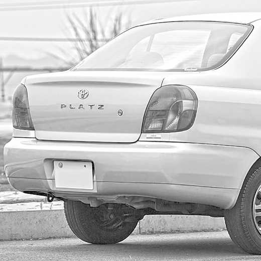 Бампер задний Toyota Platz/ Echo '99-'02 контрактный 
