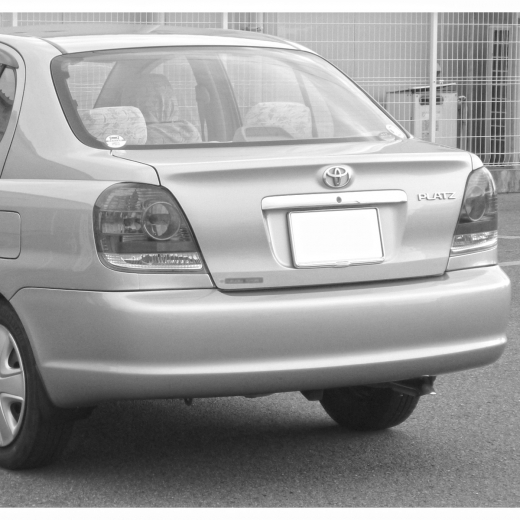 Бампер задний Toyota Platz '02-'05 контрактный