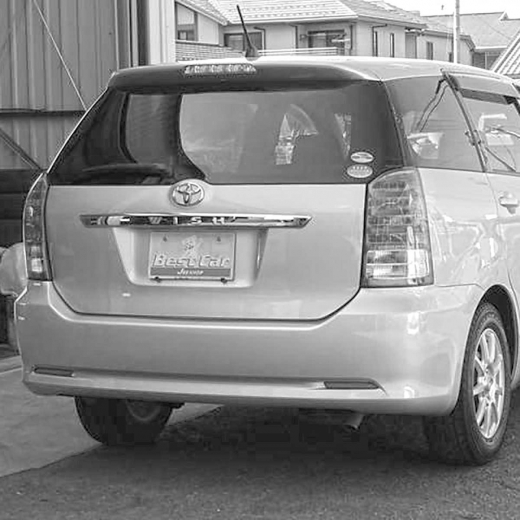 Бампер задний Toyota Wish '05-'09 контрактный