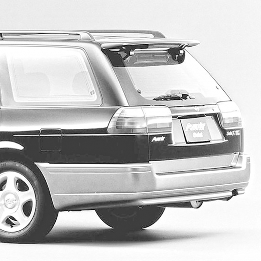 Бампер задний Nissan Avenir Salut '95-'98 контрактный