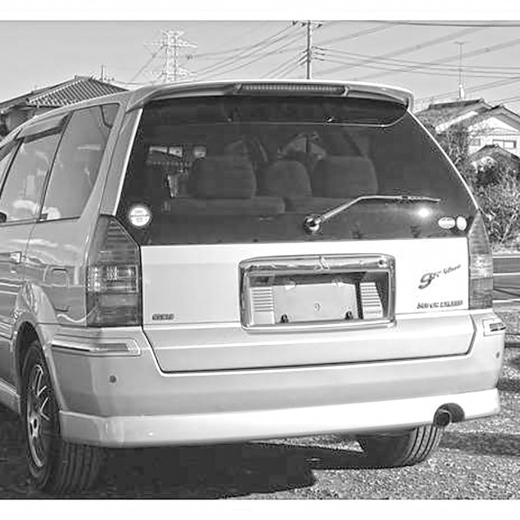 Бампер задний Mitsubishi Chariot Grandis '99-'03 контрактный