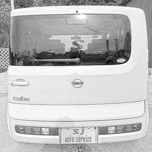 Дверь багажника Nissan Cube '02-'08 контрактная