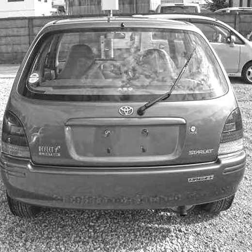 Дверь багажника Toyota Starlet '96-'99 контрактная