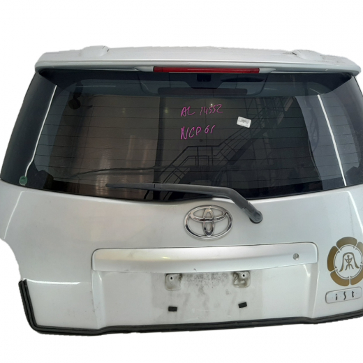 Дверь багажника Toyota Ist/ Scion xA '02-'07 контрактная