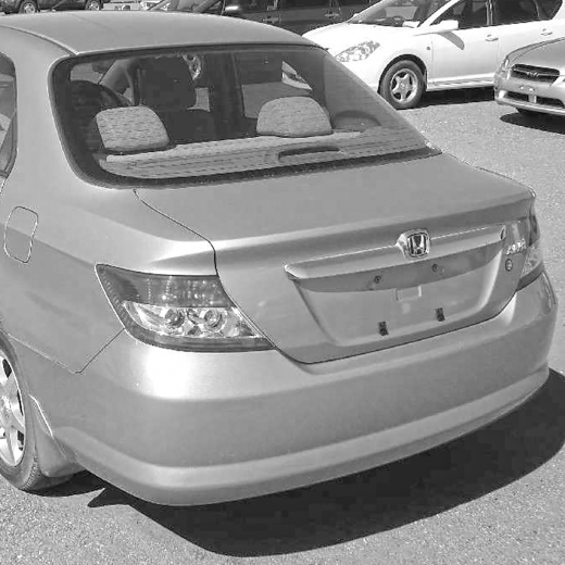 Крышка багажника Honda Fit Aria '01-'05  контрактная