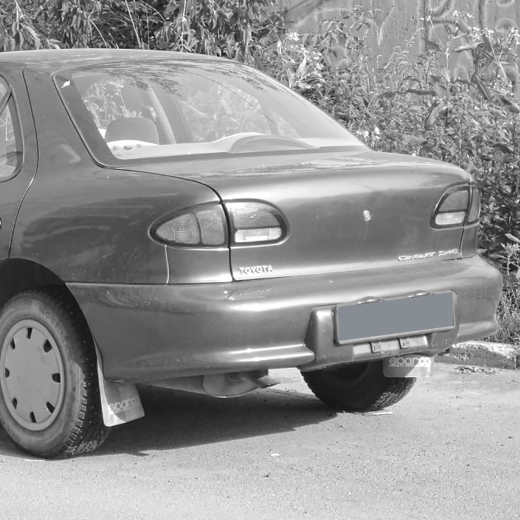 Крышка багажника Toyota Cavalier '96-'00  контрактная