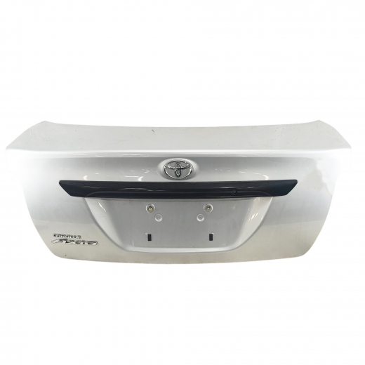 Крышка багажника Toyota Axio '12-'17  контрактная