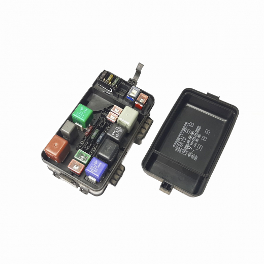 Блок реле (под капот) Toyota Caldina '92-'96/ Carina '92-'96/ Corona '92-'96 (3S-FE, 4S-FE) контрактный