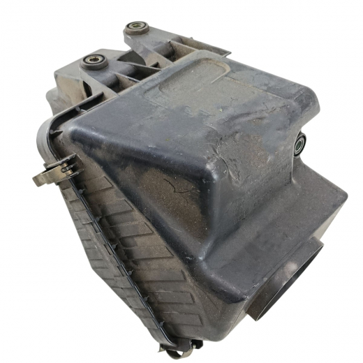 Корпус воздушного фильтра Mitsubishi Galant/ Legnum '96-'05 (4G93 GDI, 4G94 GDI, 4G64 GDI) контрактный