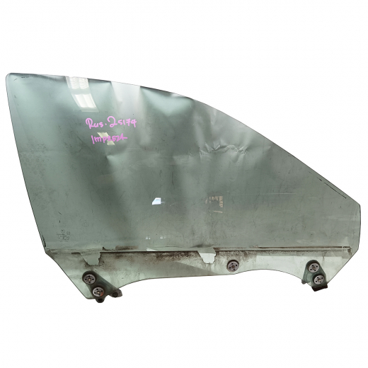 Стекло двери Subaru Impreza '92-'02 передней правой контрактное