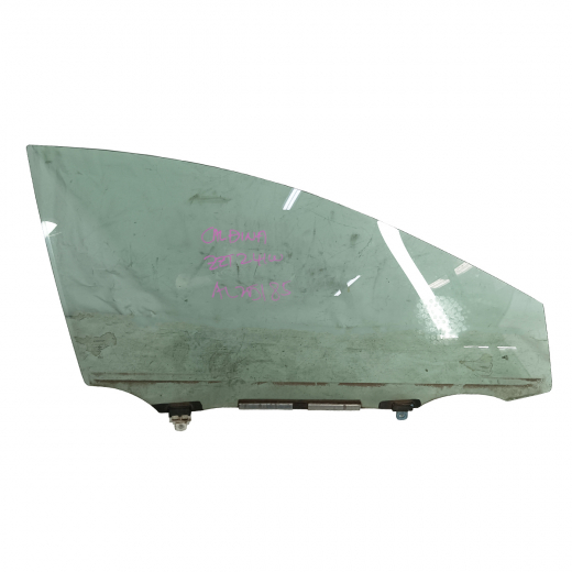 Стекло двери Toyota Caldina '02-'07 передней правой контрактное