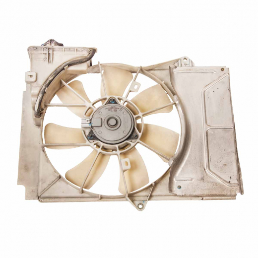 Вентилятор радиатора Toyota Vitz/ Platz '99-'05/ Yaris '99-'05 (1SZ-FE, 1ND-TV) цельный 1 вентилятор контрактный
