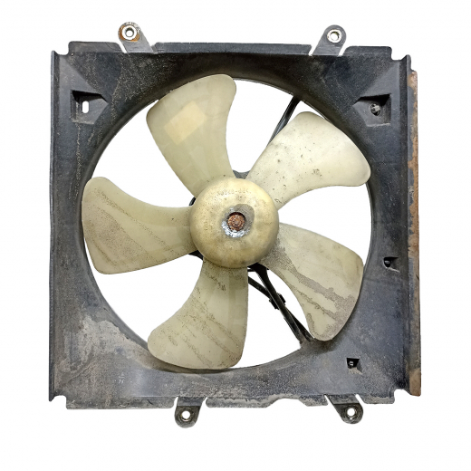 Вентилятор радиатора Toyota Caldina/ Carina / Corona '92-'96 (4S-FE, 3S-FE, 3S-GE, 5E-FE, 5A-FE, 4A-FE, 7A-FE) левый контрактный