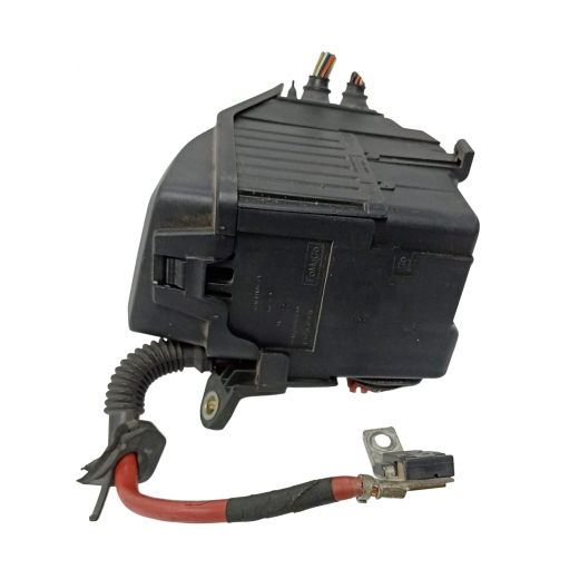 Блок реле (под капот) Volvo Xc60 '08-'17 контрактный