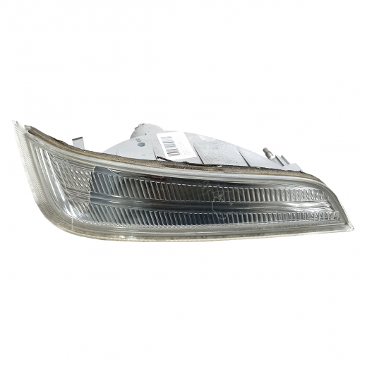 Повторитель поворота в бампер Subaru Stella '06-'11 правый (VC02-102) Контрактный