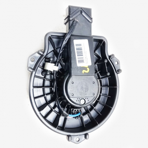 Моторчик печки Toyota Aqua '11-'21/ Axio '12-'24/ Fielder '12-'24/ Probox '14-'24/ Succeed '14-'24/ Mazda Familia Van '18-'24 2 контакта контрактный