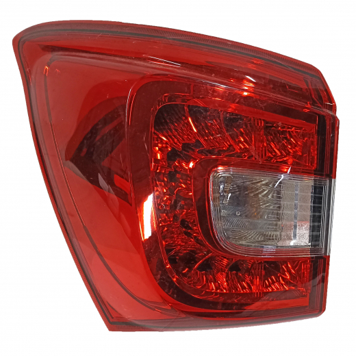 Стоп сигнал Suzuki SX4 '16-'21 левый (35670-64R00) контрактный