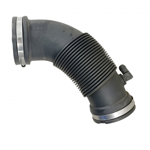 Патрубок воздушного фильтра Audi Q5 '08-'17/ A4 '07-'15/ A5 '07-'16 (CNCD, CJEB) контрактный