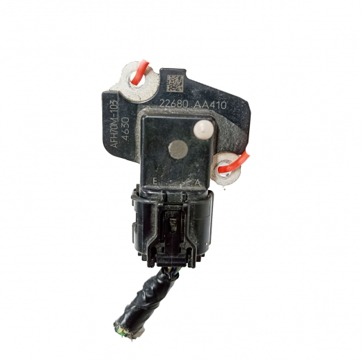 Датчик массового расхода воздуха (ДМРВ) 22680AA410  контрактный