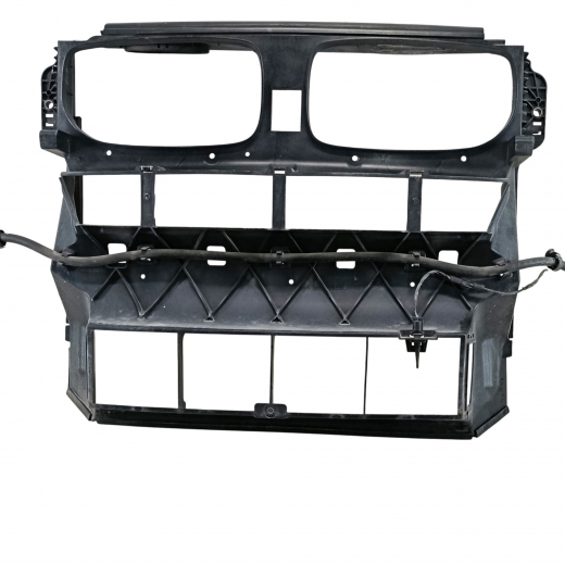 Рамка радиатора BMW X6 '08-'14 контрактная