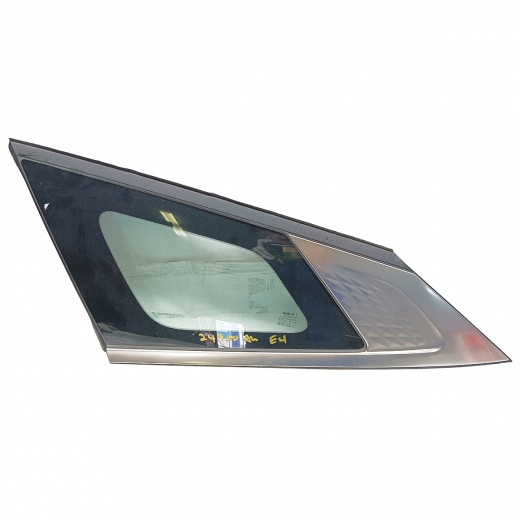 Стекло боковое в кузов Kia Sportage '21-'26 заднее левое контрактное