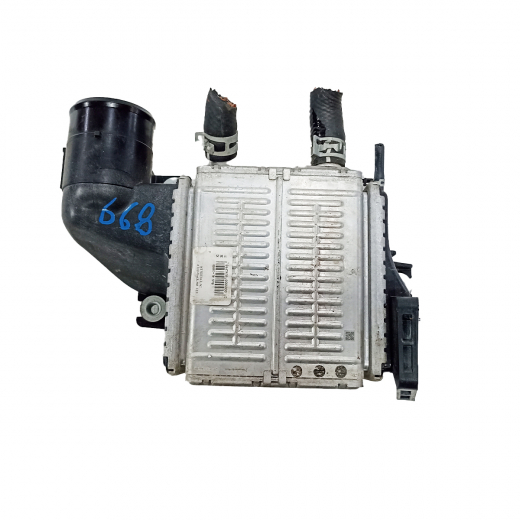 Интеркулер Toyota Harrier '13-'20/ Lexus Nx '14-'21/ RX '15-'17/ RX '15-'26 (8AR-FTS) на ДВС Контрактный