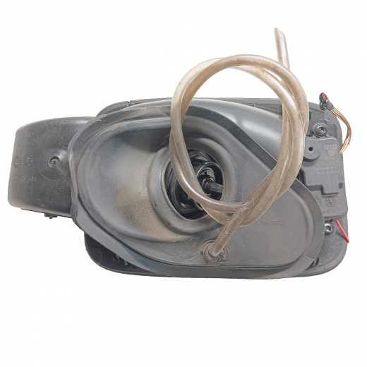 Лючок топливного бака Audi Q3 '11-'19 Контрактный