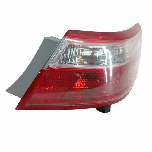 Стоп сигнал Toyota Camry '06-'09 правый (33-101) контрактный 