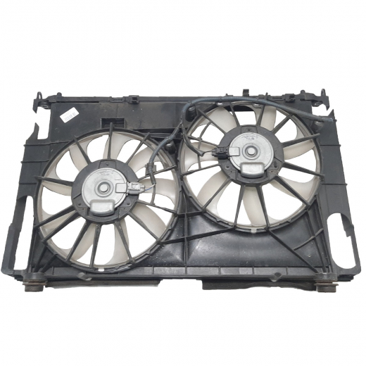 Вентилятор радиатора Toyota Rav4 '12-'19 (2AR-FE) цельный 2 вентилятора контрактный