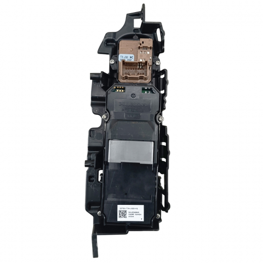 Кнопка стеклоподъемника Honda Vezel '13-'21 передняя правая контрактная