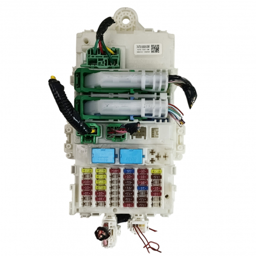 Блок реле (салон) Honda Vezel '13-'21 Контрактный