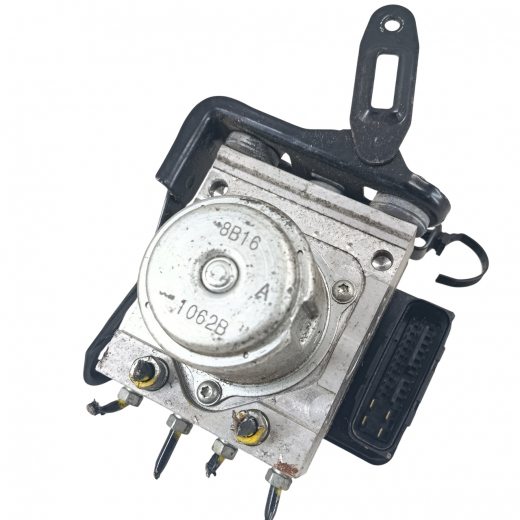 Блок ABS Honda Vezel '13-'21 (L15B i-VTEC) 2WD (система VSA) контрактный