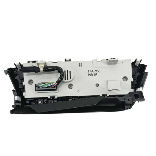 Блок управления печкой Honda Vezel '13-'21  Контрактный