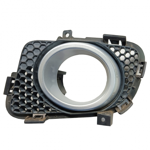 Окантовка противотуманки Mazda Demio '05-'07 левая MZ0002FGG Контрактный 