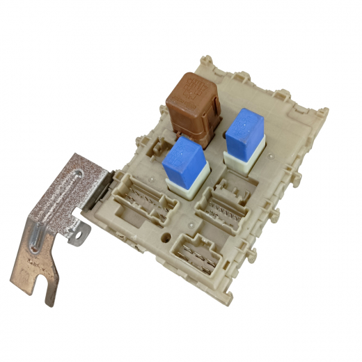 Блок реле (салон) Nissan Bluebird Sylphy '00-'03 Контрактный