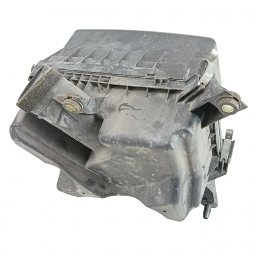 Корпус воздушного фильтра Toyota Camry '11-'18/ Lexus ES '12-'18 (2AR-FE) Контрактный