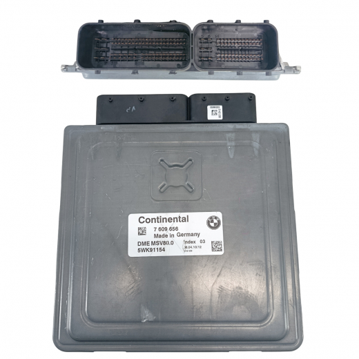 Компьютер двигателя BMW X1 '09-'15 (N52B30A) AT контрактный 7609656