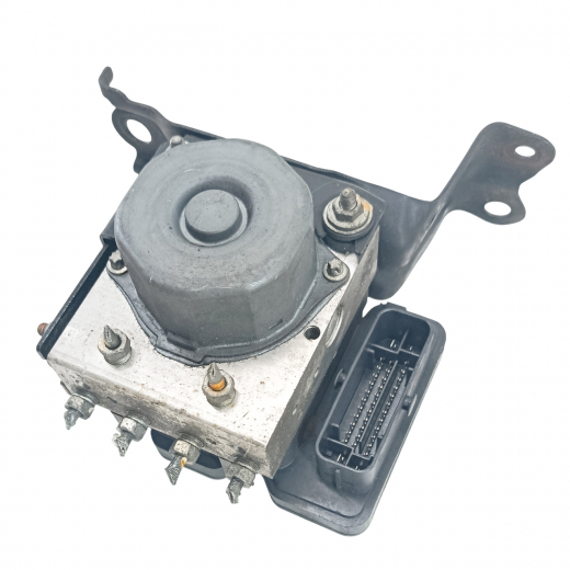 Блок ABS Toyota Camry '11-'15 (1AZ-FE, 2AR-FE) контрактный