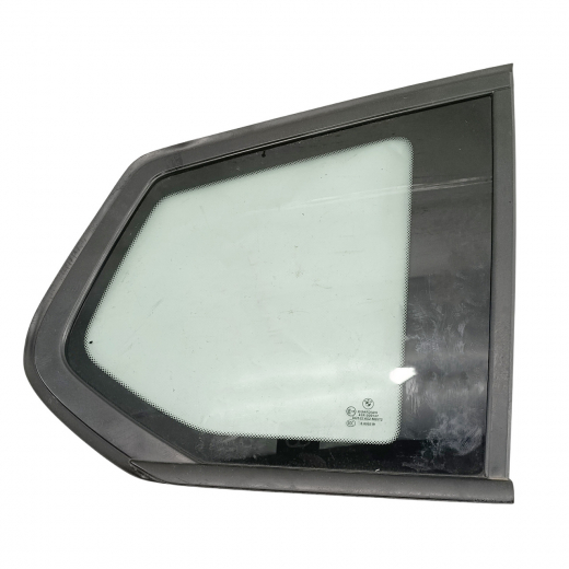 Стекло боковое в кузов BMW X3 '10-'17 заднее правое контрактное