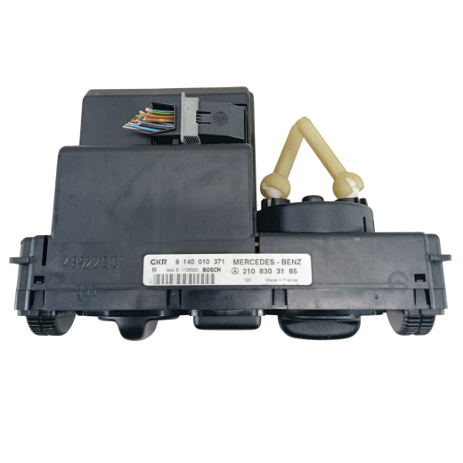 Блок управления печкой Mercedes-Benz C '97-'01/ E '99-'03  Контрактный 