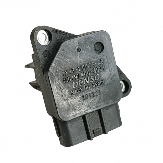 Датчик массового расхода воздуха (ДМРВ) PHF000140  контрактный