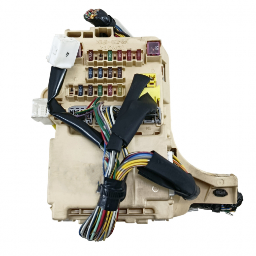 Блок реле (салон) Toyota Hiace Regius '97-'02/ Granvia/ Grand Hiace '95-'02 Контрактный