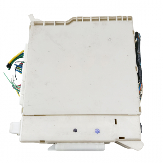 Блок реле (салон) Lexus GS '05-'11 лев Контрактный